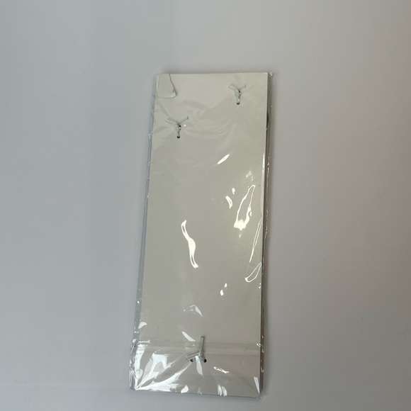 Marc Jacobs Handcuff Keychain NWT - Picture 6 of 11